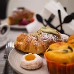 Dhome Bed and breakfast 3*