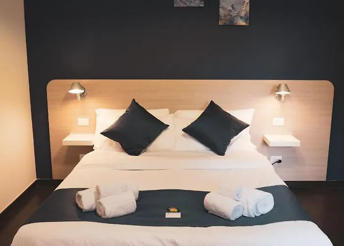 Dhome فندق مبيت وإفطار 4*