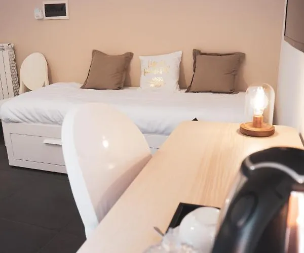 فندق مبيت وإفطار Dhome باليرمو