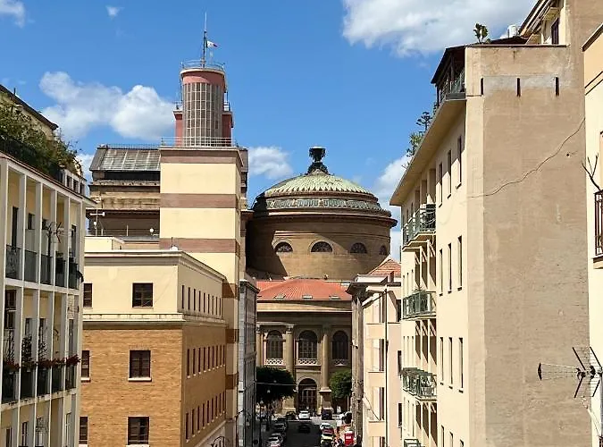 Dhome فندق مبيت وإفطار باليرمو