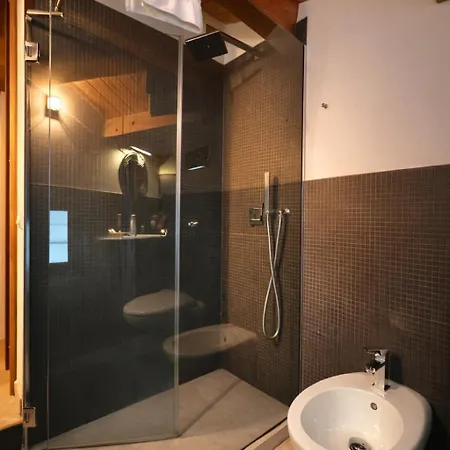Bed & Breakfast Dhome 3*